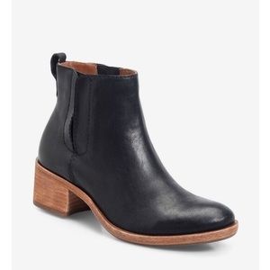 Korkease Chelsea boot size 8.5